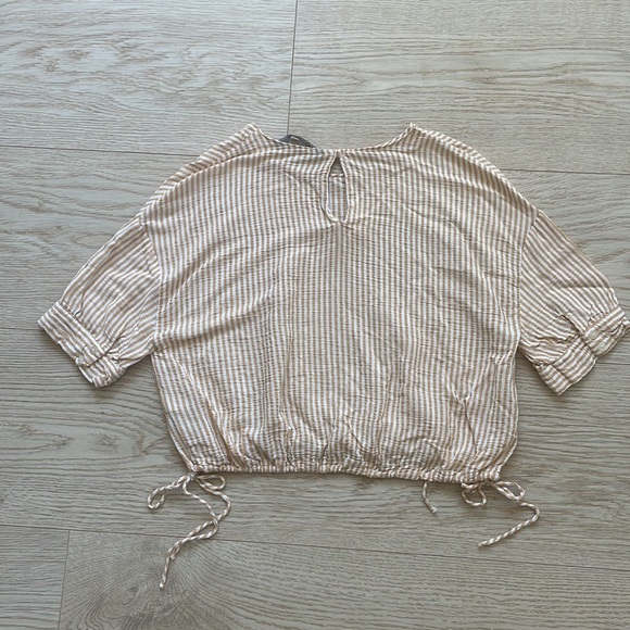 Zara butter yellow and white striped crop top-light, feminine & summery - Picture 7 of 8